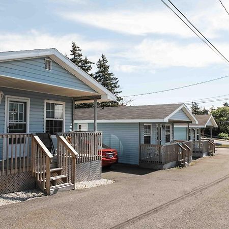 Peck'S Housekeeping Cottages Louisbourg Exterior foto